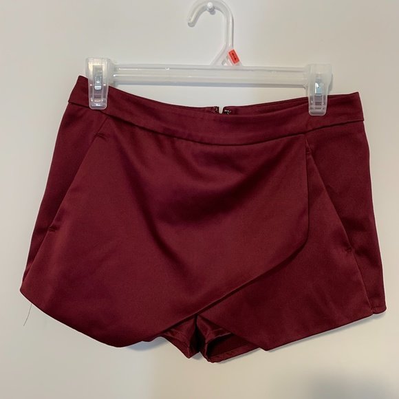 Maroon Silk Skort - Express - Size Small (2) - Picture 1 of 2